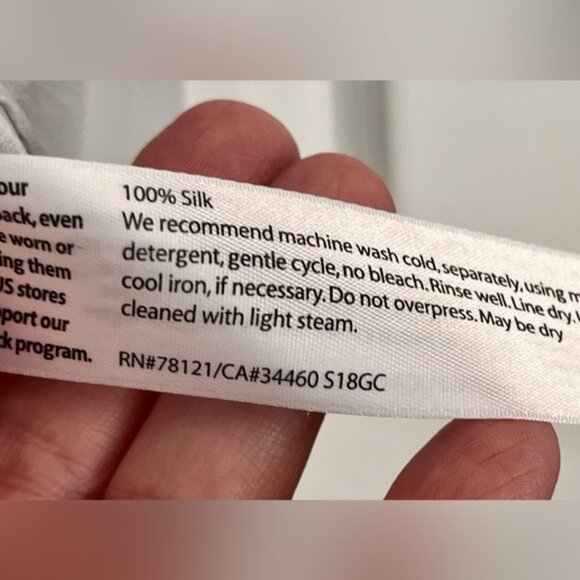 EILEEN FISHER WOMENS BLOUSE, SILK, SOFT GREY, size 2X - Picture 6 of 6